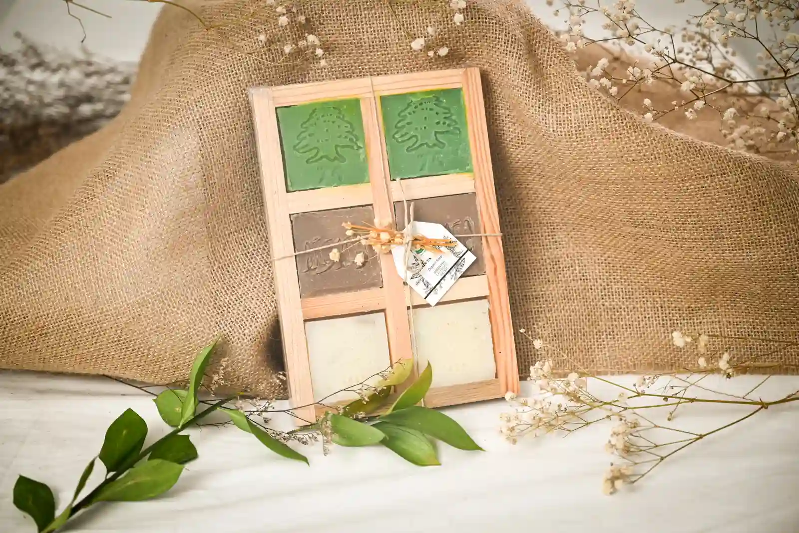Wood Box – 6 Soaps